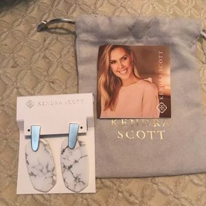 Kendra Scott howlite Aragon earrings